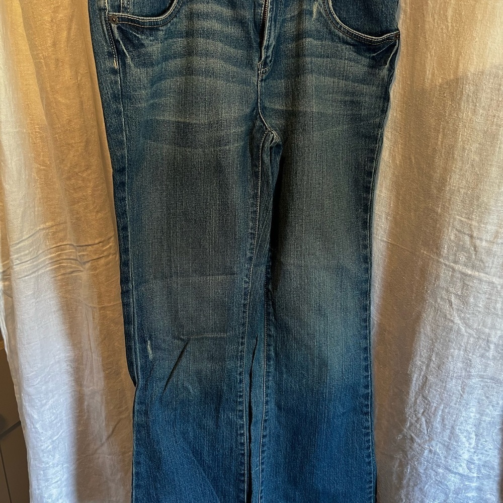 Levi's stretch flair 517. Size 161/2. Flared wade leg. Some stretch. - Picture 5 of 6